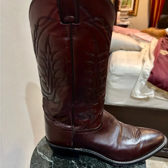 Tony Lama Deep Burgundy Brown Leather Western Boots - Picture 8 of 14